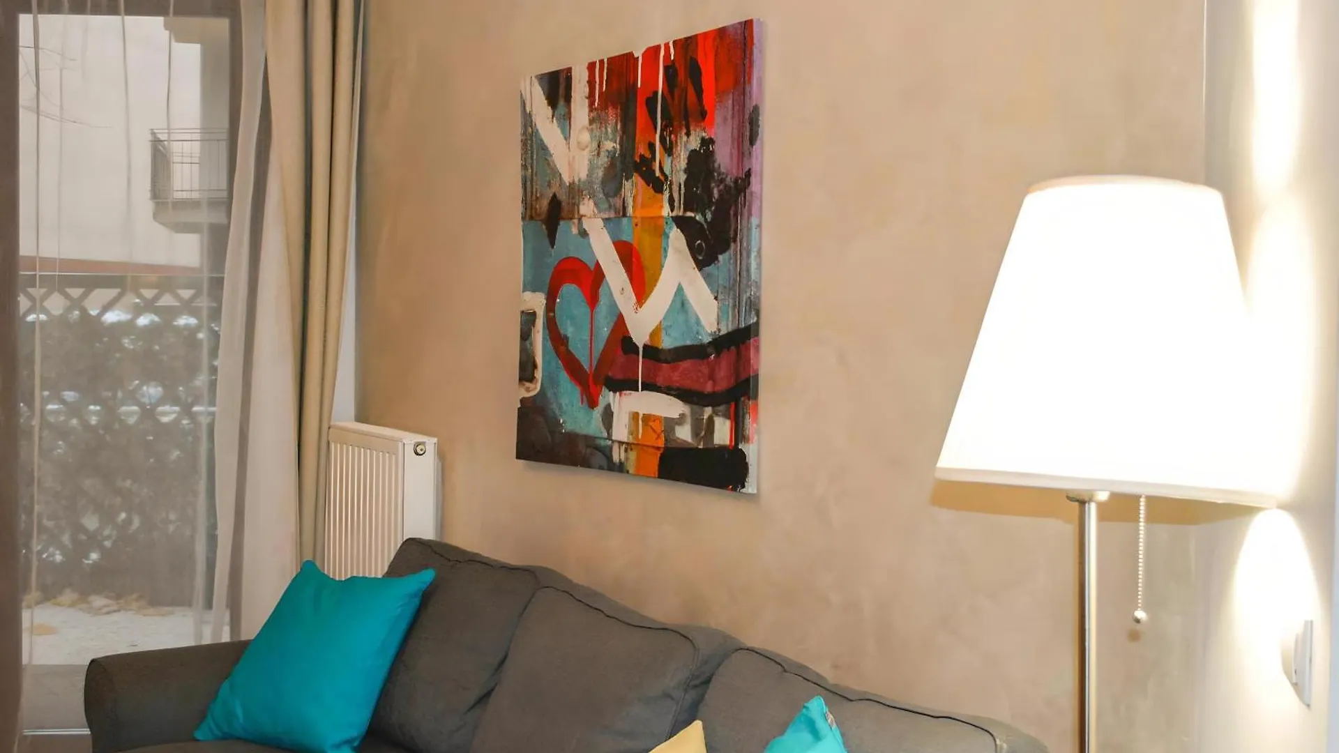 K321 Elitehost Kiraly Central Budapest Hungary